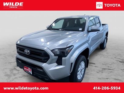 New 2025 Toyota Tacoma SR5