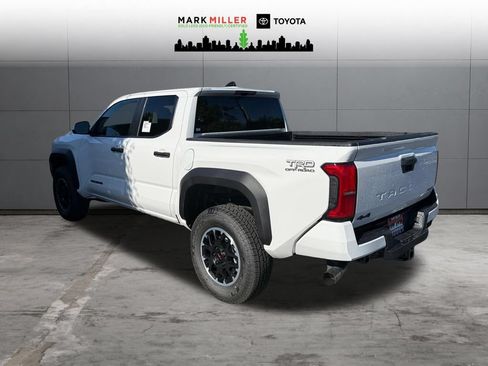 New 2026 Toyota Tacoma TRD Off-Road AWD/4WD image 3