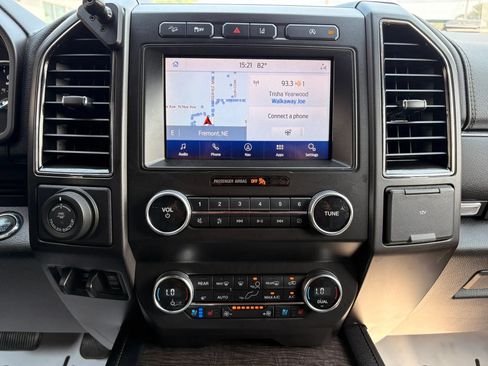 Used 2020 Ford Expedition Limited w/ Equipment Group 301A AWD/4WD image 21