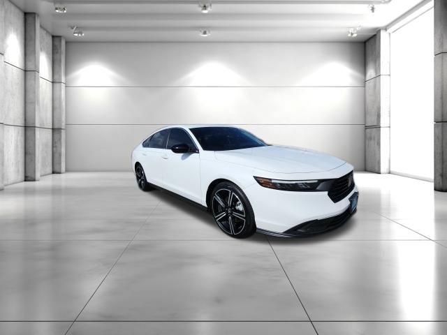 Used 2023 Honda Accord Sport image 13