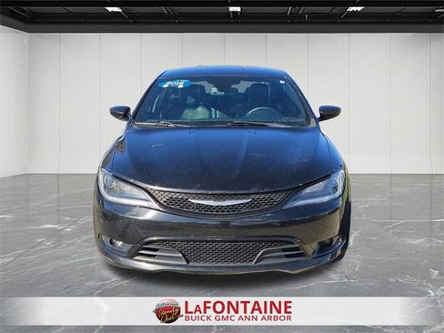 Used 2015 Chrysler 200 S w/ Comfort Group image 3