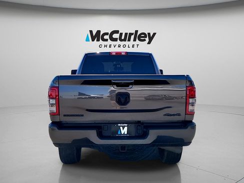 Used 2024 RAM 2500 Big Horn w/ Night Edition AWD/4WD image 6