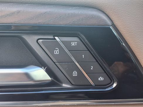 New 2026 GMC Yukon Denali w/ Denali Reserve Package RWD image 10