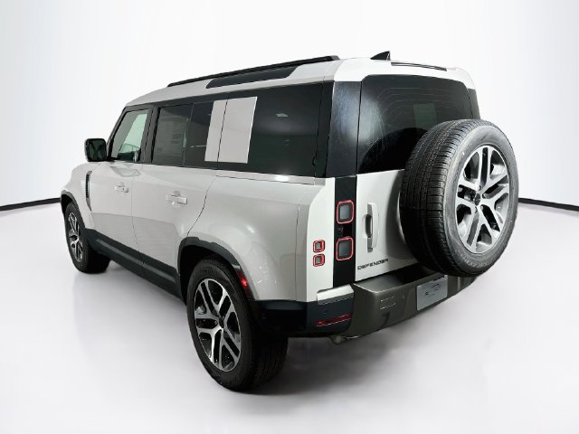 New 2026 Land Rover Defender 110 S AWD/4WD image 7