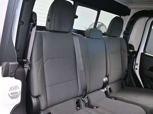 New 2026 Jeep Gladiator Willys image 39