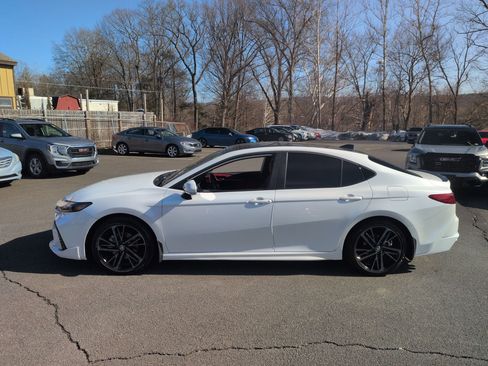 Used 2026 Toyota Camry XSE image 8