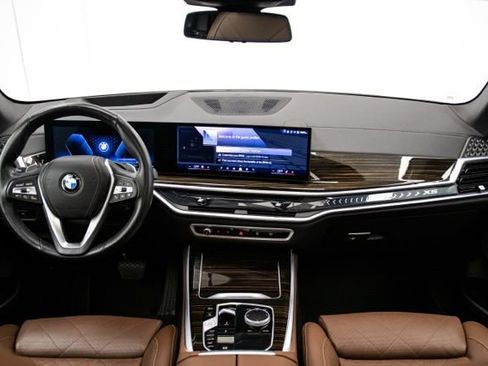 Used 2025 BMW X5 xDrive40i w/ Climate Comfort Package AWD/4WD image 18