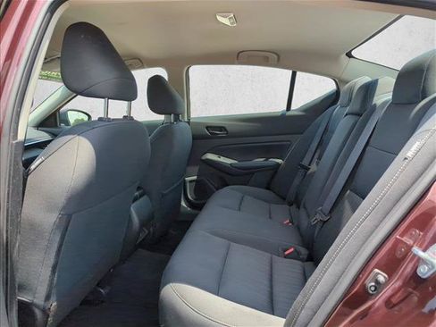 Used 2024 Nissan Altima 2.5 SV FWD image 18