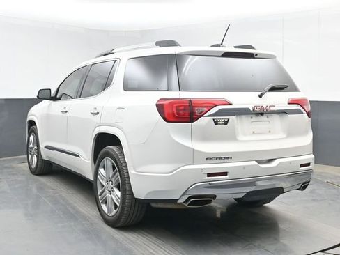 Used 2018 GMC Acadia Denali w/ Technology Package FWD image 7