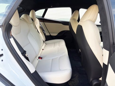 Used 2021 Tesla Model S Long Range AWD/4WD image 42