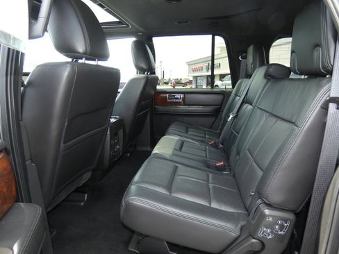 Used 2013 Lincoln Navigator L 4WD w/ HD Trailer Tow Pkg image 26