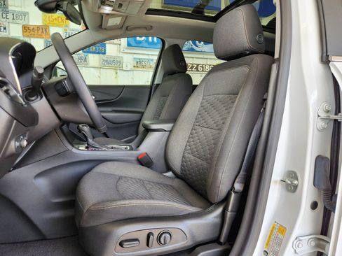 Used 2021 Chevrolet Equinox LT AWD/4WD image 4
