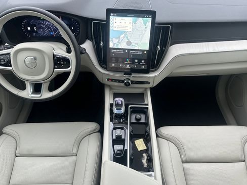 New 2026 Volvo XC60 B5 Ultra w/ Protection Package Premier image 12