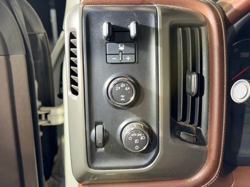 Used 2015 Chevrolet Silverado 2500 High Country w/ Duramax Plus Package AWD/4WD image 11