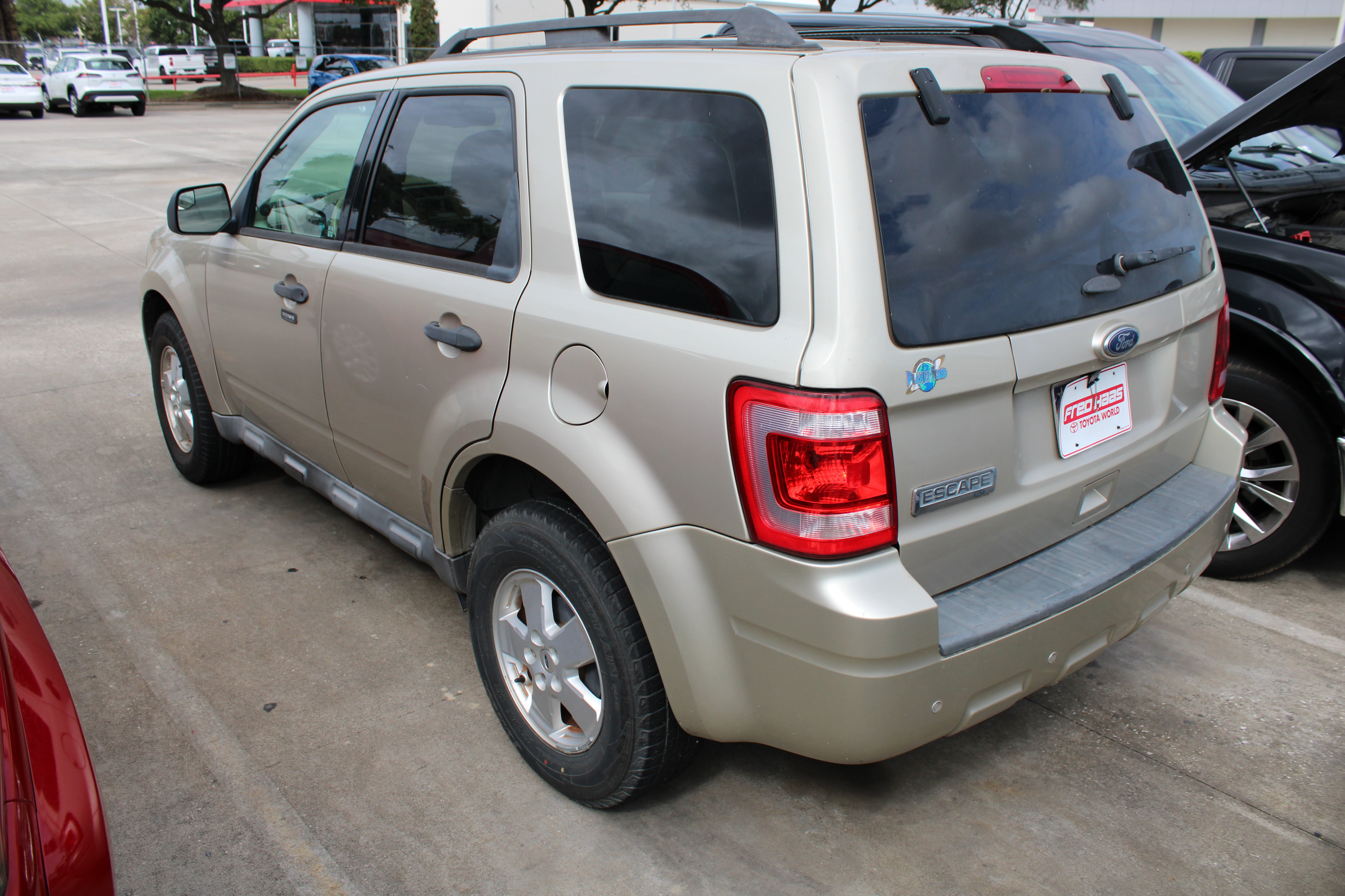 Used 2011 Ford Escape XLT FWD image 8