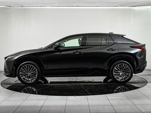 Certified 2023 Lexus RZ 450e Premium w/ Accessory Package (2T) image 12