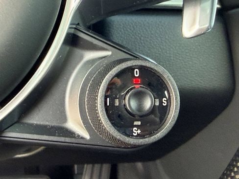 Used 2025 Porsche 718 Cayman RWD image 27