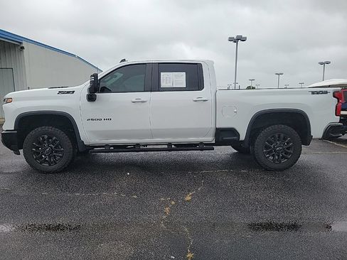 Used 2025 Chevrolet Silverado 2500 LT w/ Trail Boss Package AWD/4WD image 5