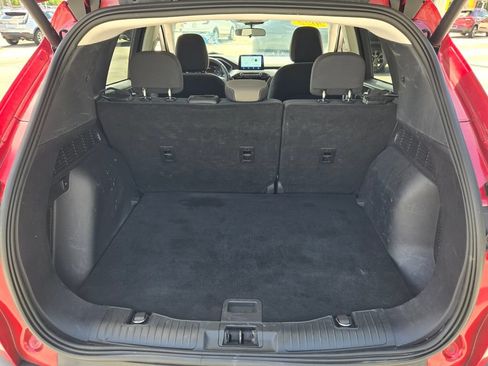 Used 2022 Ford Escape SE w/ Convenience Package FWD image 16