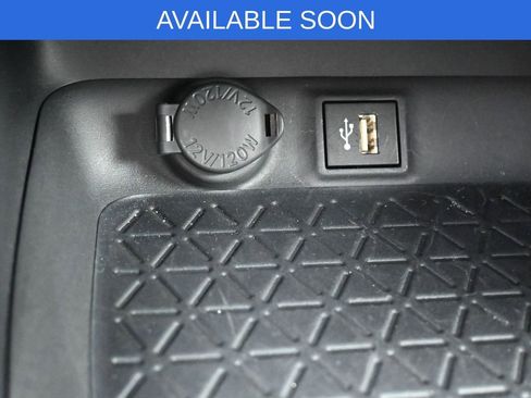 Used 2025 Toyota RAV4 XLE Premium image 24