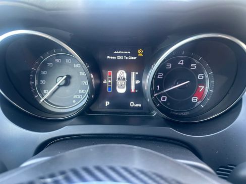 Used 2014 Jaguar F-TYPE S RWD image 34