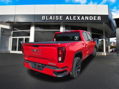 Used 2023 GMC Sierra 1500 Elevation AWD/4WD image 2