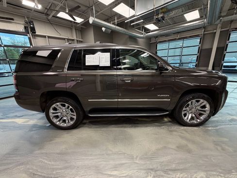 Used 2019 GMC Yukon SLT w/ Premium Edition image 34