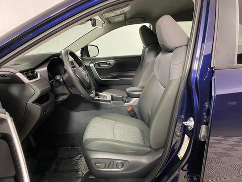 Certified 2025 Toyota RAV4 XLE AWD/4WD image 10