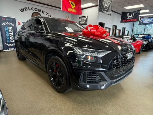 Used 2021 Audi Q8 Premium Plus w/ Premium Plus Package AWD/4WD image 3