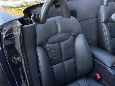 Used 2001 Chrysler Prowler image 32