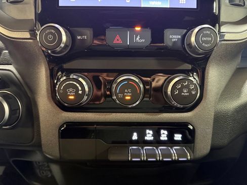 Certified 2025 RAM 1500 Tradesman w/ Night Edition AWD/4WD image 14