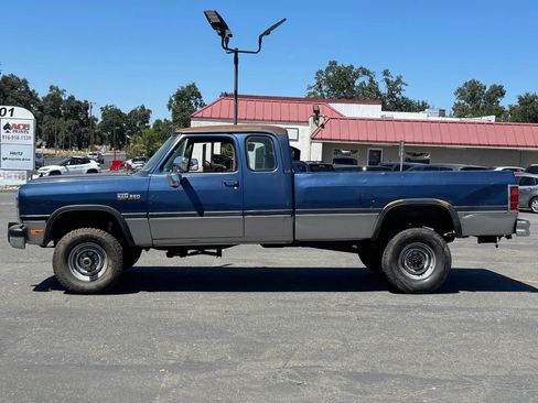 Used 1993 Dodge D/W Truck 250 AWD/4WD image 2