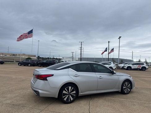 Certified 2022 Nissan Altima 2.5 SL FWD image 22
