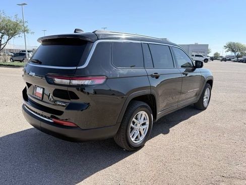 Used 2023 Jeep Grand Cherokee L Laredo RWD image 6