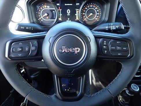 New 2025 Jeep Gladiator Sport image 11