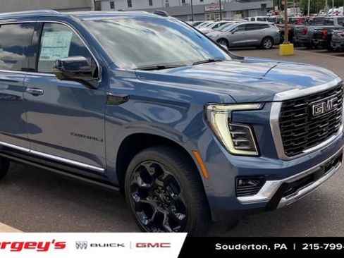 New 2026 GMC Yukon Denali w/ Denali Reserve Package AWD/4WD image 2
