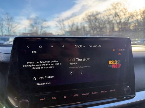 Used 2024 Kia Forte GT-Line w/ GT-Line Premium Package image 19