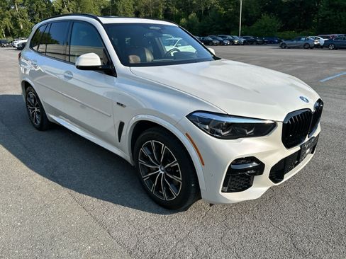 Used 2022 BMW X5 xDrive45e w/ M Sport Package AWD/4WD image 7