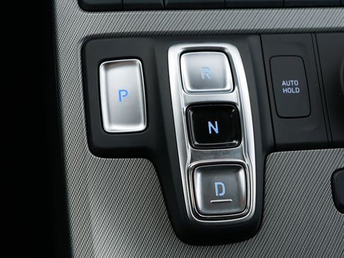 Certified 2025 Hyundai Palisade SEL image 24