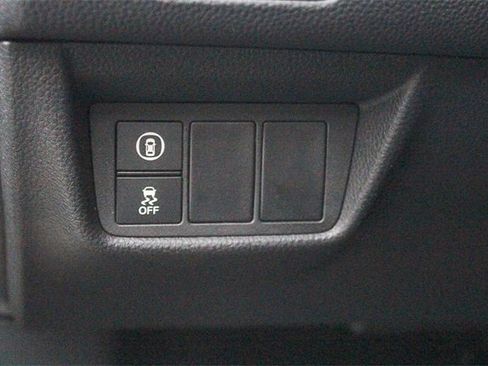 Used 2018 Honda Accord EX image 29