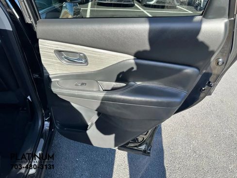 Used 2017 Nissan Murano SL image 18