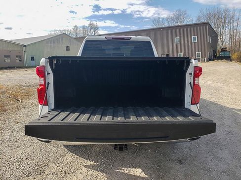 Used 2023 Chevrolet Silverado 1500 LT image 30