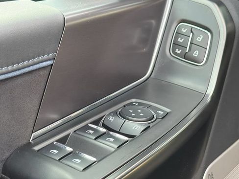 Used 2024 Ford F150 Platinum AWD/4WD image 25