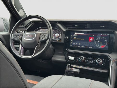 Used 2024 GMC Sierra 1500 AT4 w/ AT4 Preferred Package image 18