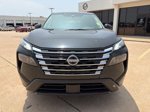 Used 2025 Nissan Rogue SV FWD image 5