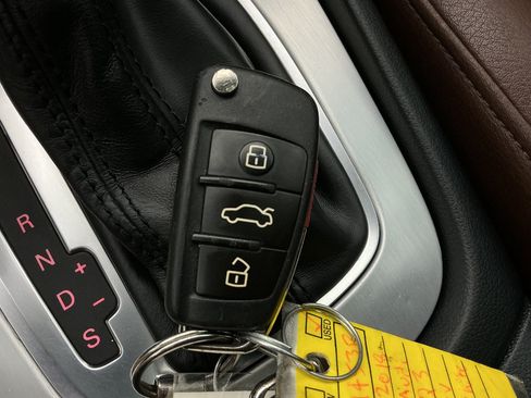 Used 2018 Audi Q3 2.0T Premium AWD/4WD image 44