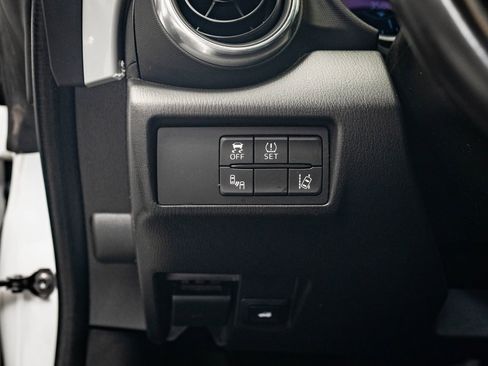 Used 2017 MAZDA MX-5 Miata Grand Touring image 45