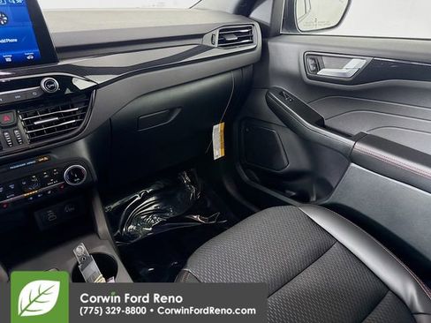 New 2026 Ford Escape ST-Line w/ Cold Weather Package AWD/4WD image 24