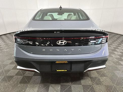 Used 2026 Hyundai Sonata Blue FWD image 4