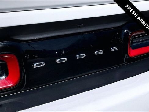 Used 2019 Dodge Challenger R/T image 22